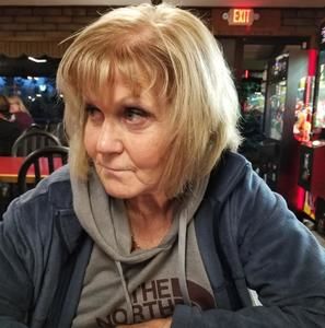 Meet your Posher, Pam